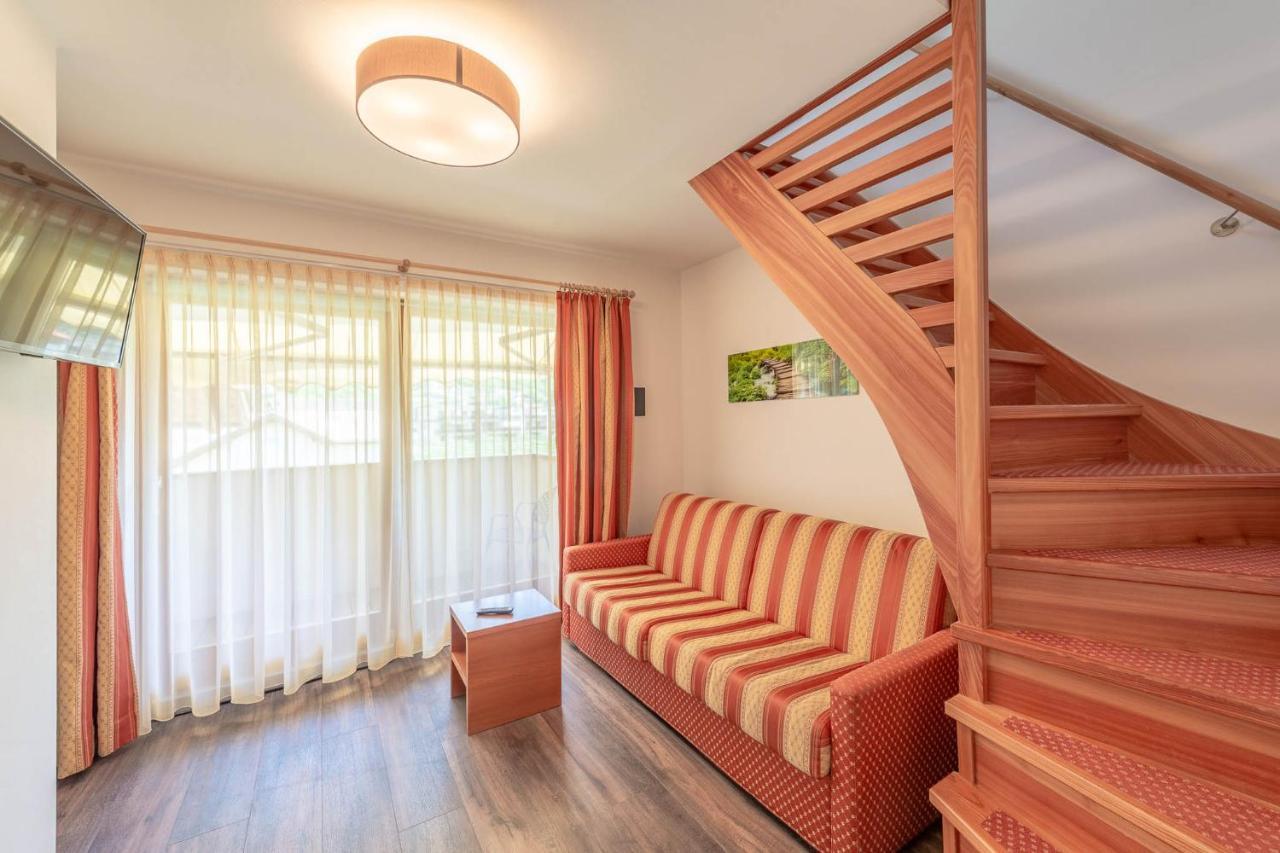 Hotel Christine Gargazzone Exteriér fotografie